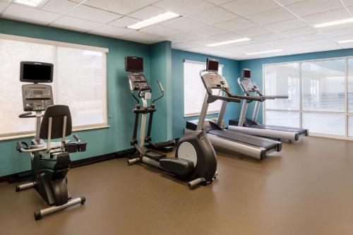 Fairfield by Marriott Inn & Suites Denver Aurora/Medical Center - 피트니스 센터