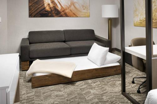 SpringHill Suites by Marriott Loveland Fort Collins/Windsor - main image