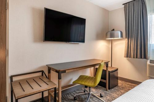 Fairfield Inn & Suites by Marriott Providence Airport Warwick - image 11