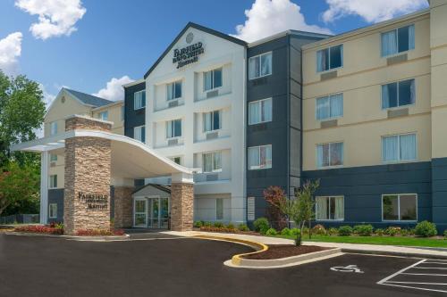 Fairfield Inn & Suites by Marriott Memphis I-240 & Perkins