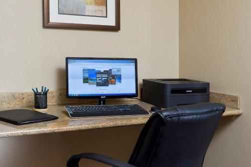 Sonesta Simply Suites Houston Brookhollow - 비즈니스 센터