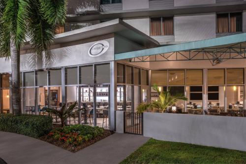 Courtyard by Marriott Miami Airport