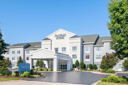 Fairfield Inn and Suites Wilson - Hotel