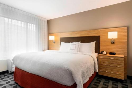 2 bedrooms, 3 beds