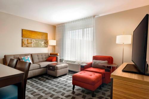 TownePlace Suites by Marriott Pittsburgh Airport/Robinson Township