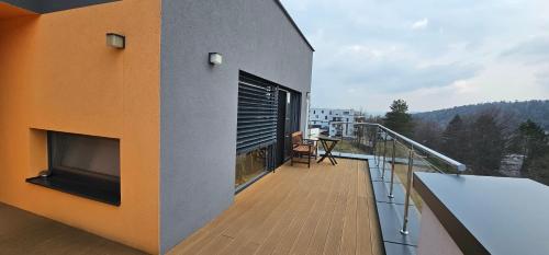 ระเบียง/ชานเรือน, Penthouse apartmán Minerál B-4 (Penthouse apartman Mineral B-4) in ใจกลางเมืองเลโวซา