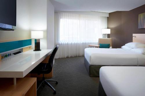2 double beds