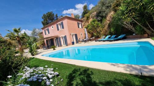 Belle villa provençale avec piscine