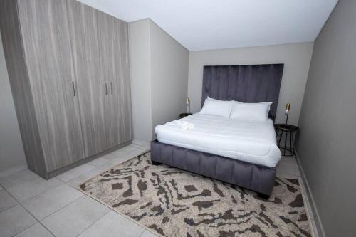 Luxury, Location, & Convenience., City of Johannesburg