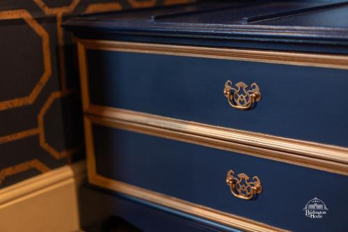 Burlington House Boutique Room Type - Queen Room