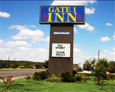 Gate 1 Inn - image 2