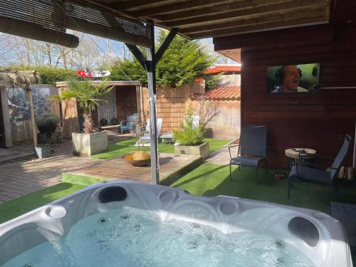 Drents Genieten - Ericaheide met privé sauna en jacuzzi