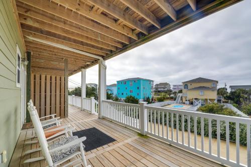 Emerald Isle Getaway with Decks and Beach Views!