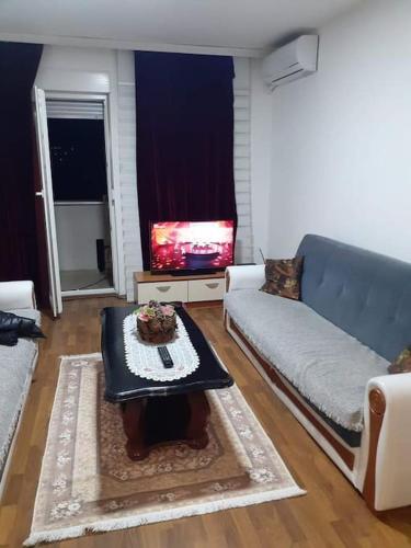 Apartment Dastidi - Location saisonnière - Kosovska Mitrovica