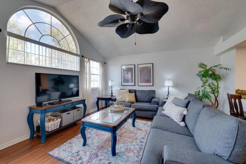 Kissimmee Abode with Community Pool and Hot Tub! in Kissimmee, USA