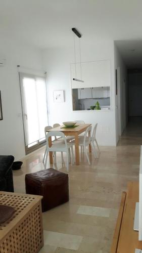 APARTAMENTO TURÍSTICO CARBONERAS