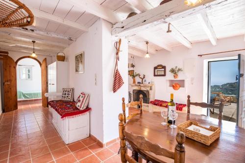 Olive Grove Cottage 3