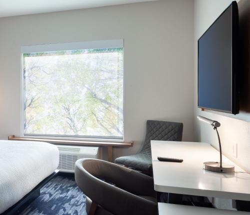 Double Queen Room