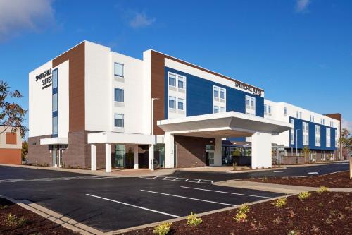 SpringHill Suites by Marriott Medford Airport - image 13