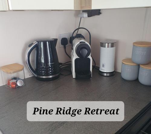 Pine Ridge Retreat With FREE GOLF and Air Conditioning