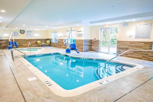 Fairfield Inn by Marriott Medford Long Island