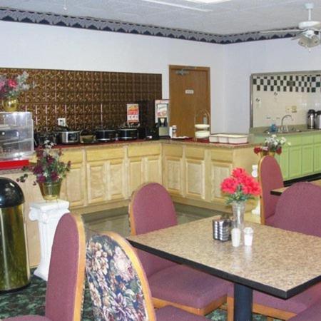 Royal Inn Knoxville Airport Alcoa – Alcoa, TN
