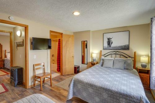 'Snowed Inn' Cozy Winterplace Ski-In/Ski-Out Cabin in Ghent (WV)