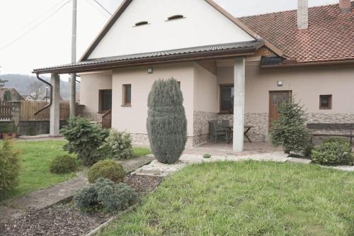 Viesnīcas āriene, Apartmán U Poštovských (Apartman U Postovskych) in Valaska Bistrice