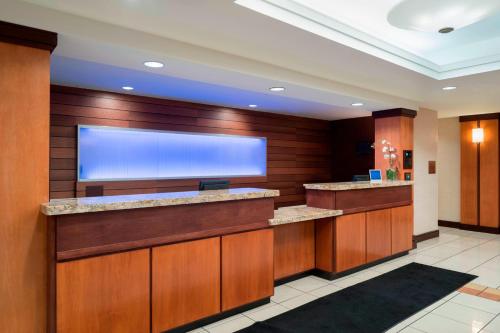 Fairfield Inn & Suites by Marriott State College