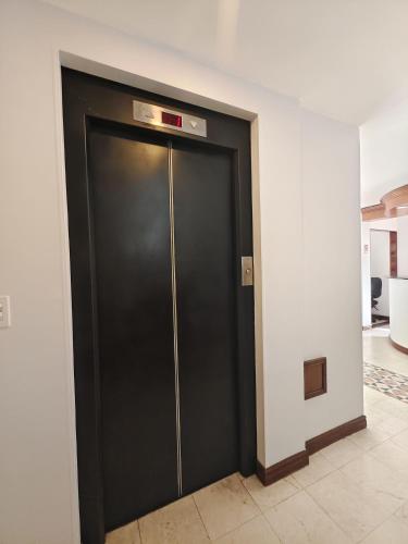 卡利 Travelers Castellon De Juanambu 4星级 民宿 餐厅