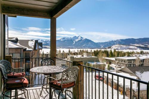 Sail Lofts at Lake Dillon 304