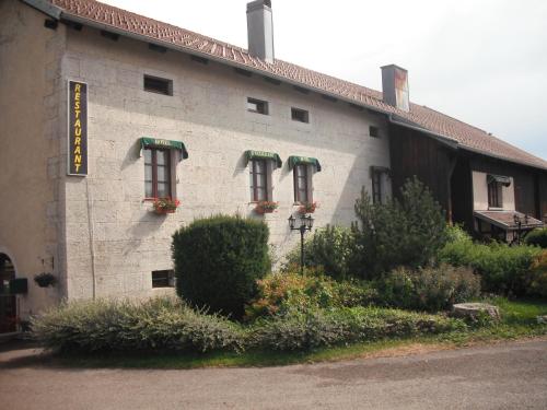 Accommodation in Les Combes