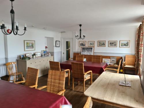 Cuffern Manor - image 11