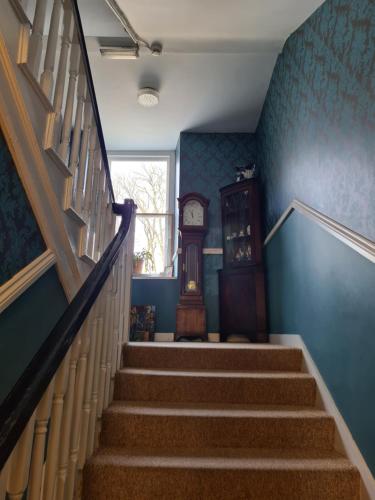 Cuffern Manor - image 3
