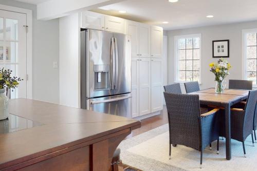 White Oaks in Branford