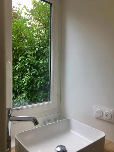 Chambres d'hôtes au calme avec petit déjeuner - image 14