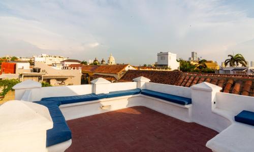 4CB-1 CASA COLONIAL DE 4 HABITACIONES EN EL CENTRO HISTORICO DE CARTAGENA