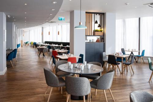 홀리데이 인 프레스턴 바이 IHG - 레스토랑