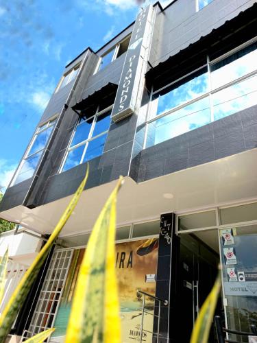 Hotel Diamonds, Riohacha