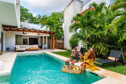 Villa Ek'Balam & Villa Flamingo, Luxury Villas, Private Pool, Private Garden, Jacuzzi, 24h Security