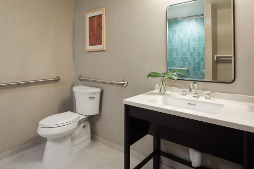 447192523 Kimpton Hotel Enso by IHG