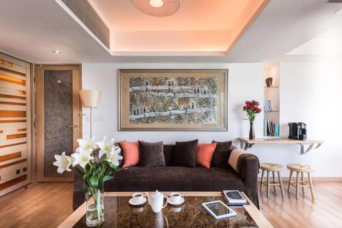 . CHI Residences 120