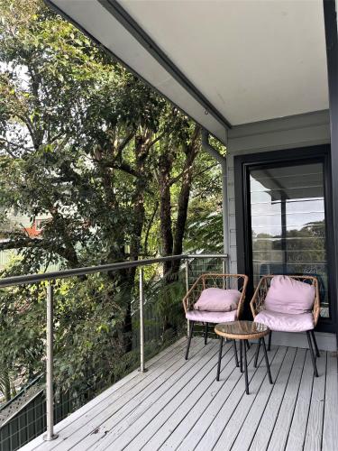 Hidden Nature's Retreat- BBQ, Greenery, Near Beaches in Merewether