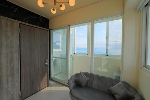 Double Room with Sea View image 10