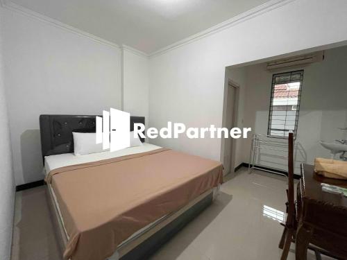 Hotel Pusponjolo Syariah Semarang Mitra RedDoorz, Kota Semarang