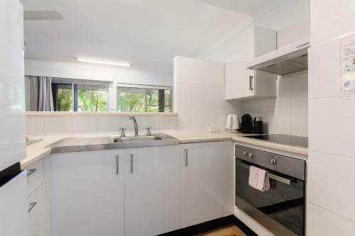 Superior Two-Bedroom Apartment image 5