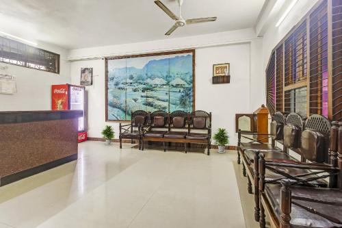 OYO Flagship Hotel Sridhar