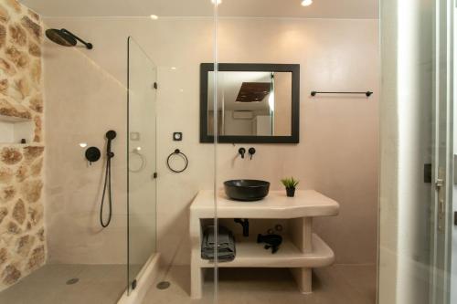 Naxos Green Village Hotel – Naxos City, UT