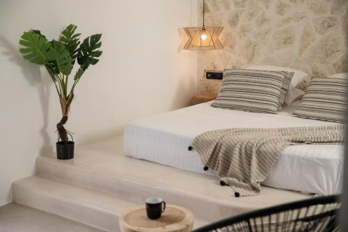Naxos Green Village Hotel – Naxos City, UT