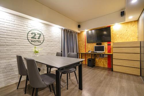 27 Hotel Pyeongchon in Anyang-si